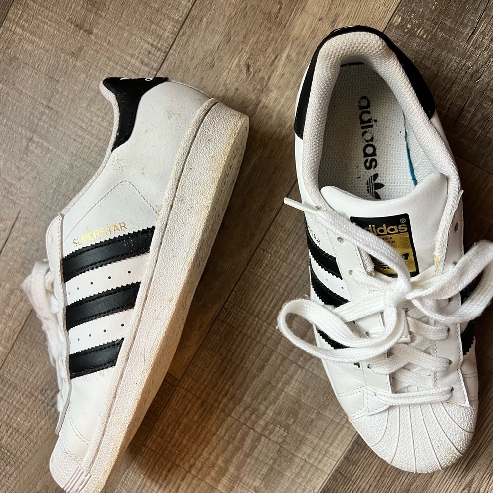 Adidas superstar shoes - Picture 10 of 10